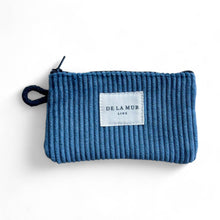 Charger l&#39;image dans la galerie, Mini-Pouch aus softem Cord meerblau
